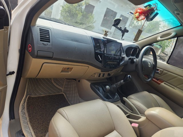 Second-hand 2010 Toyota Fortuner 3.0 Diesel for sale in Jagraon-3