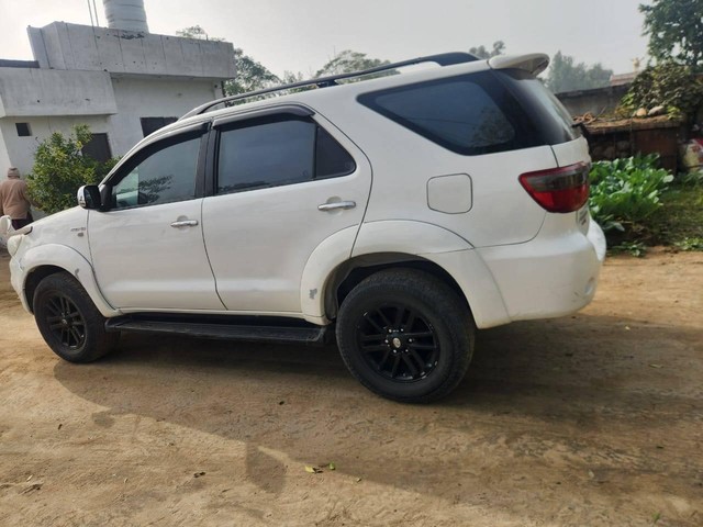 Second-hand 2010 Toyota Fortuner 3.0 Diesel for sale in Jagraon-6