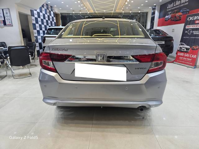 https://images10.gaadi.com/usedcar_image/4424595/original/processed_d4a4bef42b0ef46ac1102983353fcf21.jpg?imwidth=6401