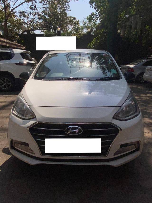 https://images10.gaadi.com/usedcar_image/4424992/original/ec27e9faa8faacc7c6270b51d52262bf.jpg?imwidth=6402