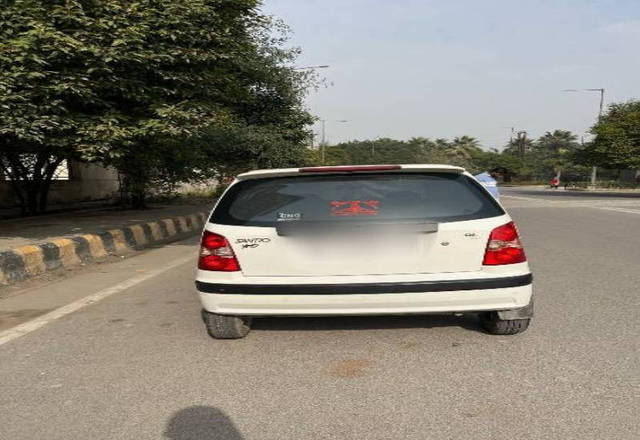 https://images10.gaadi.com/usedcar_image/4425166/original/4b85a7cf69d9698cb414593eb337b6c9.jpeg?imwidth=6400