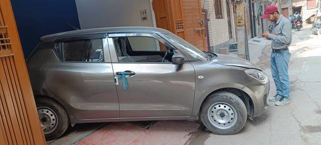 https://images10.gaadi.com/usedcar_image/4425321/original/751bb2469f9adfa1a6d3ef06f3790ade.jpg?imwidth=6402