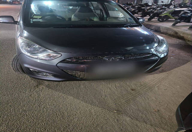 https://images10.gaadi.com/usedcar_image/4425423/original/e8cb8e52fca3e02a181c173567568571.jpg?imwidth=6401