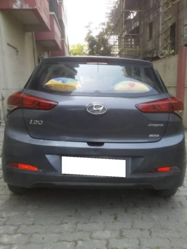 https://images10.gaadi.com/usedcar_image/4425512/original/processed_45aca512-83ab-4295-a0c4-6849078b46b3.jpg?imwidth=6401