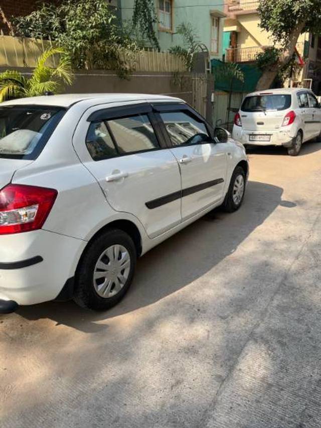 https://images10.gaadi.com/usedcar_image/4426270/original/09d7d2b00bf8a7467d8deb9e7ca3c48c.jpg?imwidth=6400