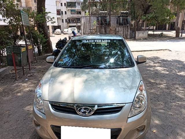 https://images10.gaadi.com/usedcar_image/4426422/original/c1bf275f334d2227039cf9c619ea5330.jpg?imwidth=6400