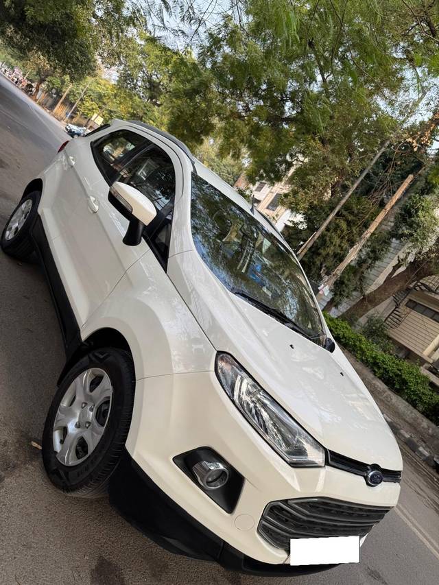 https://images10.gaadi.com/usedcar_image/4426543/original/processed_e84b7377d0e8b3b311824234e6522134.jpg?imwidth=6400