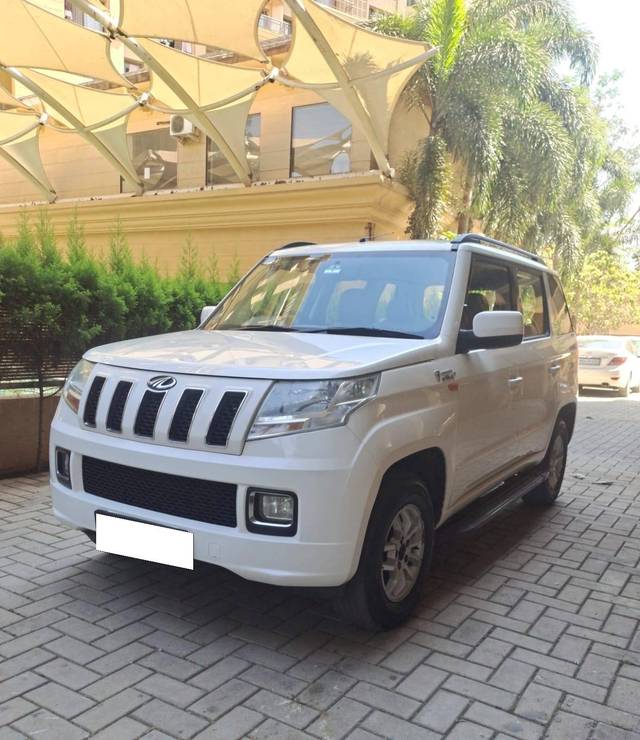 https://images10.gaadi.com/usedcar_image/4426554/original/processed_26257338-1041-4cc6-b4f4-32ae7f0aaa56.jpg?imwidth=6402