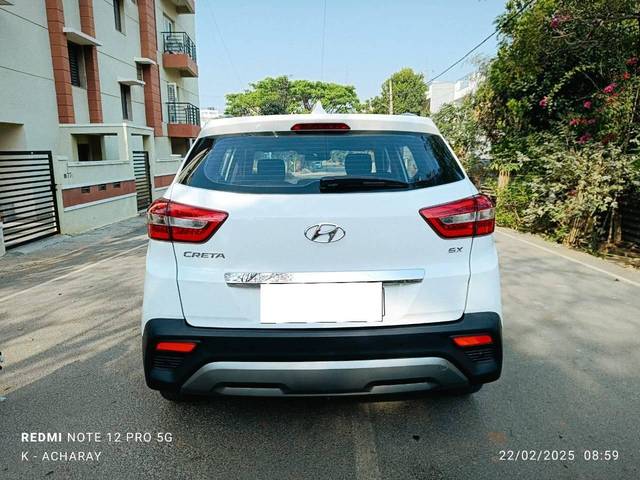 https://images10.gaadi.com/usedcar_image/4426922/original/processed_46005798b0fedc8b80a9261ebc5be748.jpg?imwidth=6402