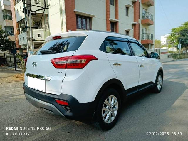 https://images10.gaadi.com/usedcar_image/4426922/original/processed_8a3fffe6647da88a466199d8f0a1eb76.jpg?imwidth=6401