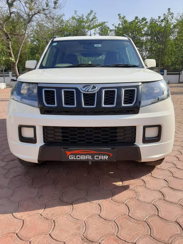 https://images10.gaadi.com/usedcar_image/4427124/original/71f94dcac773671acdcb31d2d4bf2b01.jpg?imwidth=6400