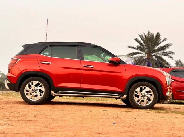 https://images10.gaadi.com/usedcar_image/4427171/original/5e8a2b91786b74e4c4a399c511499709.jpg?imwidth=6400