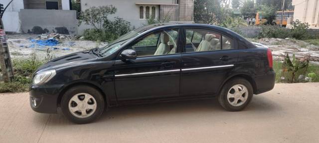 https://images10.gaadi.com/usedcar_image/4427313/original/f2046a9faf5373c7bac85cb66ee45aa4.jpg?imwidth=6402