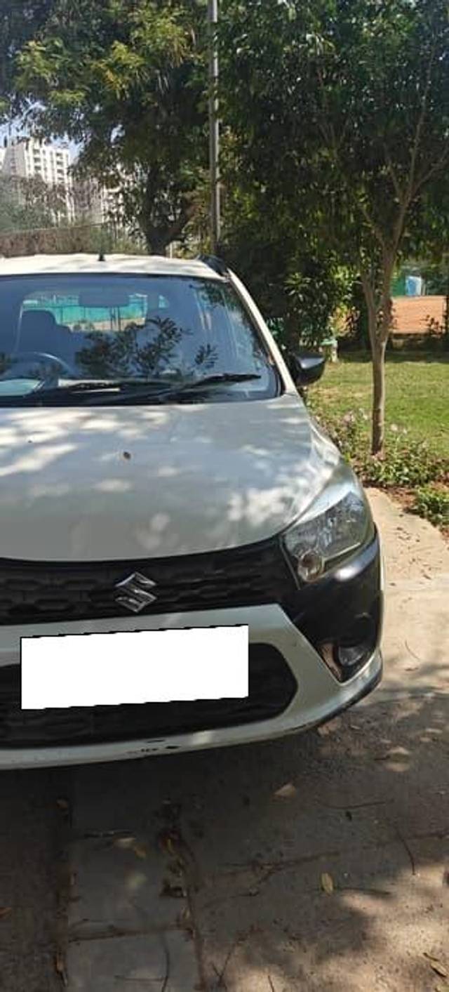 https://images10.gaadi.com/usedcar_image/4427375/original/processed_15b67a05eebed2a69e25057c42c96a9f.jpg?imwidth=6402