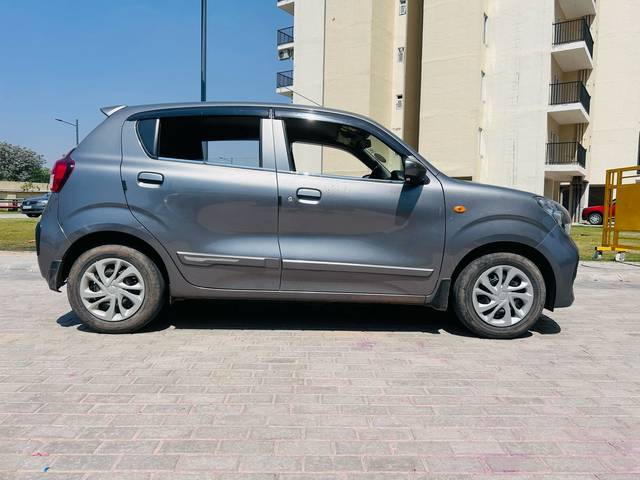 https://images10.gaadi.com/usedcar_image/4427413/original/0a0e53c2ca4bd5685c66bab3f471939c.jpg?imwidth=6401