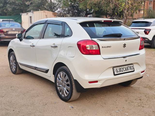 https://images10.gaadi.com/usedcar_image/4427481/original/109562fccd0b454f8f047dbbf74e5ec7.jpg?imwidth=6401