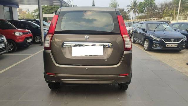 https://images10.gaadi.com/usedcar_image/4427671/original/processed_38a08bf09e13b0f422ee166b2788ed2f.jpg?imwidth=6402