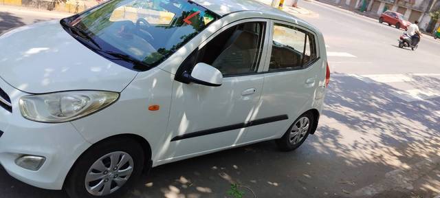 https://images10.gaadi.com/usedcar_image/4428337/original/9811e1662fc5d8daef2dcfa7902651d0.jpg?imwidth=6400