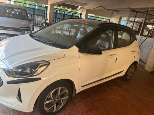 https://images10.gaadi.com/usedcar_image/4428571/original/3fb185005d69d54744d50bbd7a127579.jpeg?imwidth=6402
