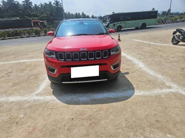 https://images10.gaadi.com/usedcar_image/4428888/original/13ab55a98eef487febc199ee8359d532.jpg?imwidth=6400