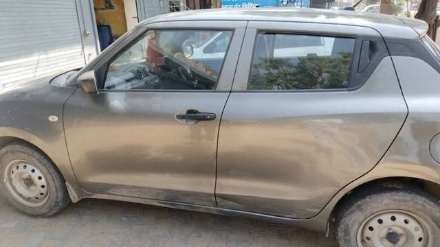 https://images10.gaadi.com/usedcar_image/4428935/original/578039231cbbeebc2a4e8704b1afa5b6.jpeg?imwidth=6400
