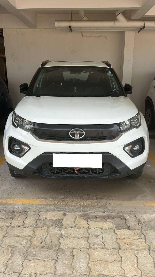 https://images10.gaadi.com/usedcar_image/4428938/original/cbef8bcb33868a8f65dfbdf434e038d1.jpg?imwidth=6400