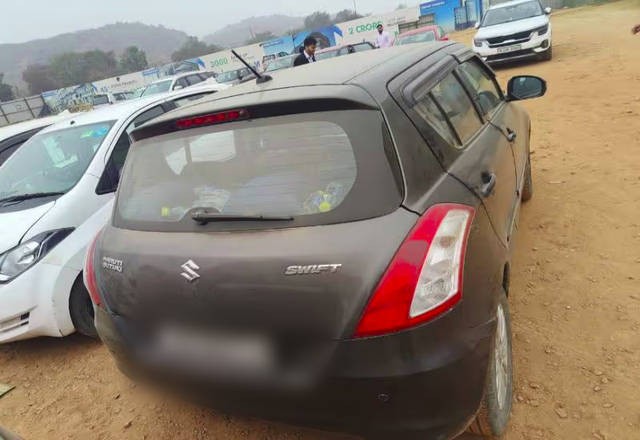 https://images10.gaadi.com/usedcar_image/4429270/original/73e55042-aede-45e8-b933-9de29a415a0f.?imwidth=6401