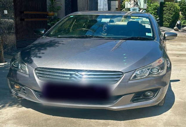 https://images10.gaadi.com/usedcar_image/4429375/original/5b019c30ab9340005a2a70ad162ad806.jpeg?imwidth=6402