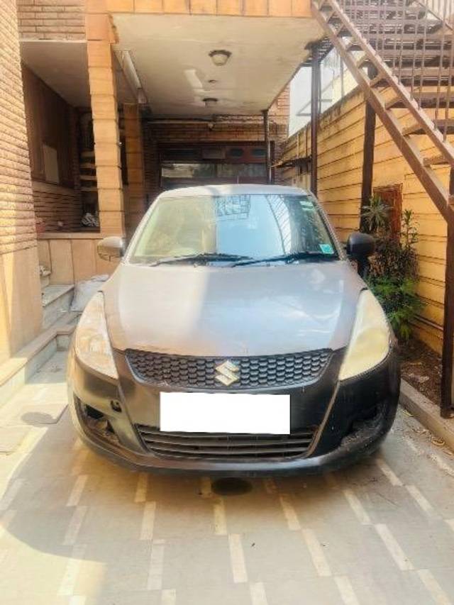 https://images10.gaadi.com/usedcar_image/4429535/original/processed_4a96ae2b-1a18-4ef1-a209-a99af2e1f7f6.jpeg?imwidth=6400