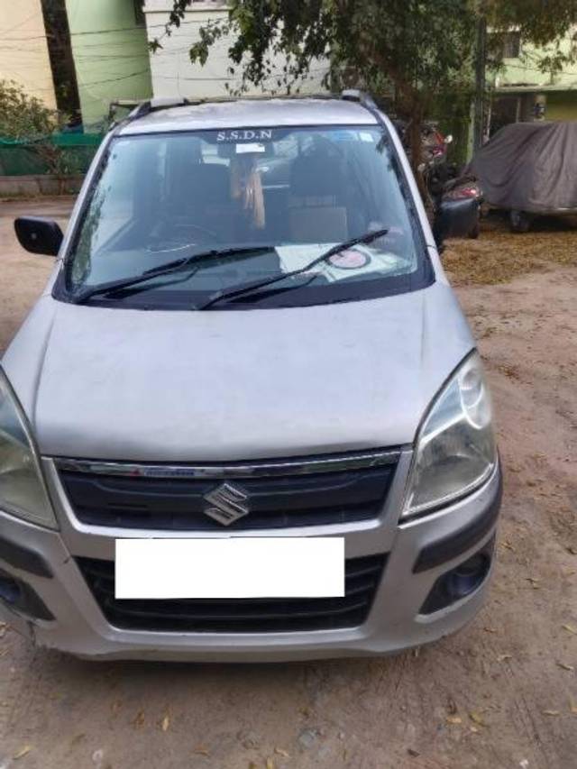 https://images10.gaadi.com/usedcar_image/4430027/original/processed_e38e4224-3e40-46f8-9a70-e9f4cff99199.jpg?imwidth=6400