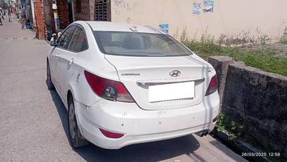 Hyundai Verna 1.6 CRDI Hyundai Verna 1.6 CRDI