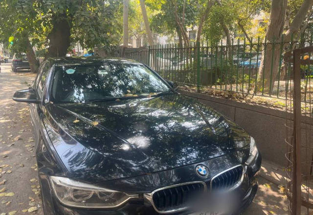 https://images10.gaadi.com/usedcar_image/4432962/original/28366b119be7e67420457a1837d0e24f.jpg?imwidth=6402