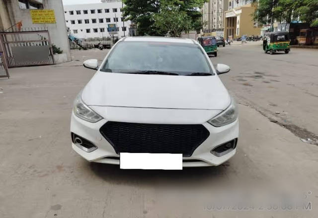 https://images10.gaadi.com/usedcar_image/4433053/original/f3c96bad-c866-4161-9fdb-0e65ae91a106.?imwidth=6400