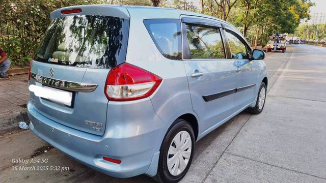 https://images10.gaadi.com/usedcar_image/4433235/original/processed_b6f806e1f44718e96d216b5b107e7cf9.jpg?imwidth=6401