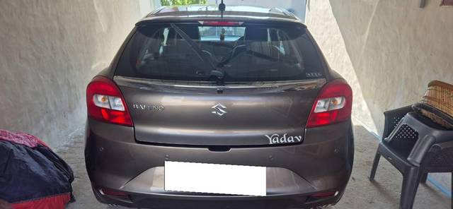 https://images10.gaadi.com/usedcar_image/4433672/original/processed_4190c03f-073c-49ee-b3d2-f1fbd2fcc7be.jpg?imwidth=6402
