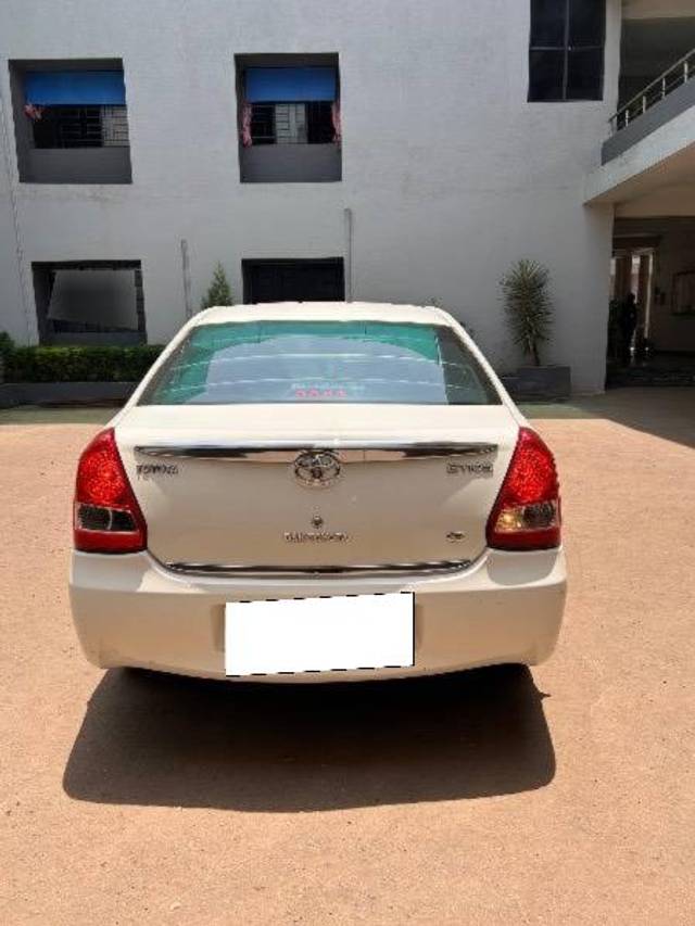 https://images10.gaadi.com/usedcar_image/4433760/original/processed_700cd3c7-2ee0-48b1-a447-2ea0ba8852c3.jpeg?imwidth=6402