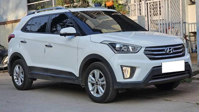 https://images10.gaadi.com/usedcar_image/4434094/original/processed_0d1908bb-7400-41e5-8696-05b94d3ba0d8.jpeg?imwidth=6402