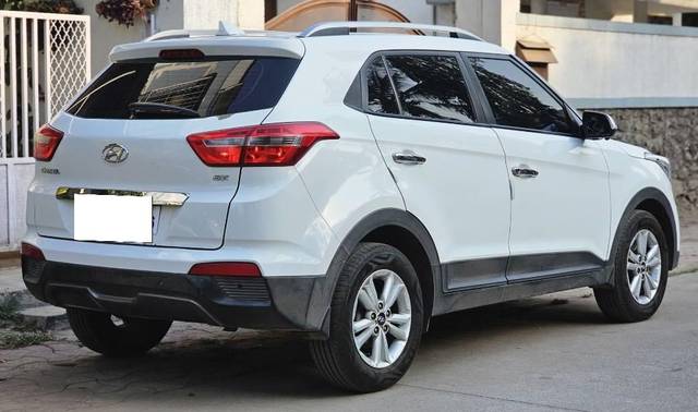 https://images10.gaadi.com/usedcar_image/4434094/original/processed_827e8921-9a81-4c42-a983-8ab06e8ee12b.jpeg?imwidth=6401
