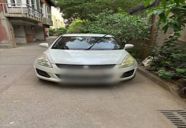 https://images10.gaadi.com/usedcar_image/4434315/original/8bb91eee-a74e-4df9-9b66-0ac7c3bb5525.?imwidth=6400