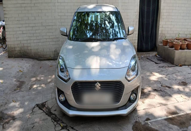 https://images10.gaadi.com/usedcar_image/4434333/original/5a3fe542-7675-431b-904f-12c4c0c72870.?imwidth=6402