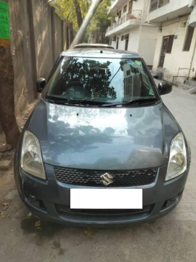 https://images10.gaadi.com/usedcar_image/4434445/original/processed_8dd1acbf-2c3c-44f2-9c52-d107428352a2.jfif?imwidth=6400