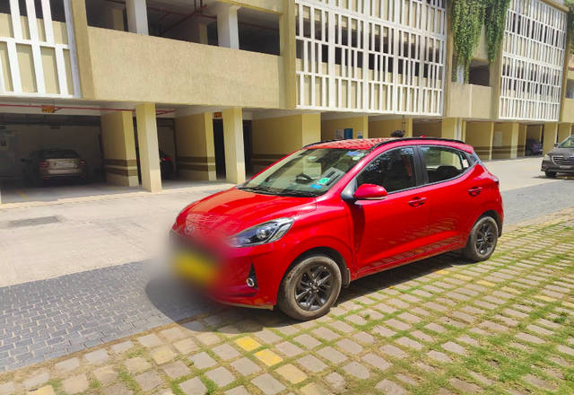 https://images10.gaadi.com/usedcar_image/4434590/original/80c25e8b-8f0c-499a-b2db-2662938609f6.?imwidth=6401