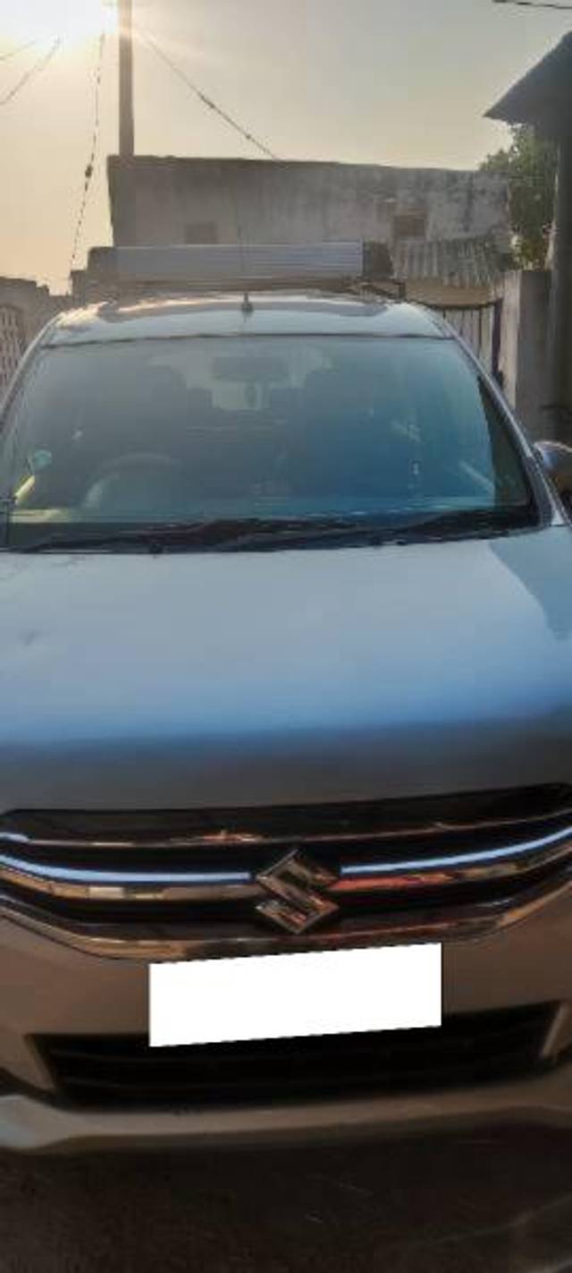 https://images10.gaadi.com/usedcar_image/4434752/original/processed_ebfe9c86-b234-4d07-bc21-c680ff013da4.jpg?imwidth=6400
