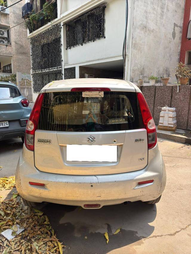 https://images10.gaadi.com/usedcar_image/4435040/original/49f8d8149d3f80f333acd3824addbc7e.jpg?imwidth=6402