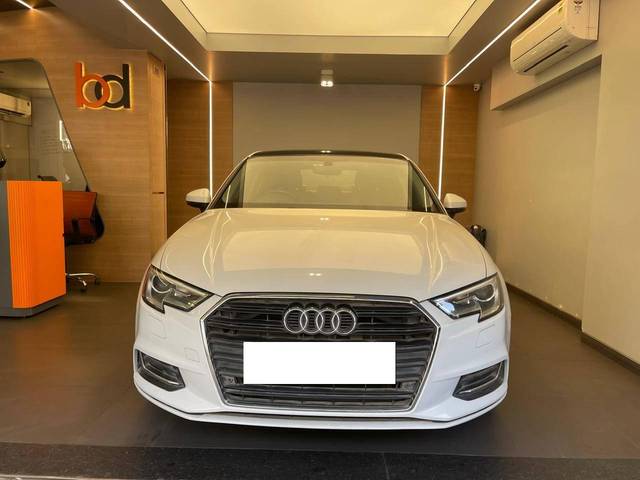 https://images10.gaadi.com/usedcar_image/4435271/original/processed_4d4f3730cd331bc19f855d161d6a8d73.jpg?imwidth=6400