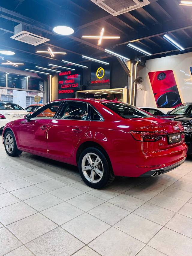 https://images10.gaadi.com/usedcar_image/4435439/original/processed_8f9735b976d7dadc56d47ca4fb23fc39.jpg?imwidth=6402