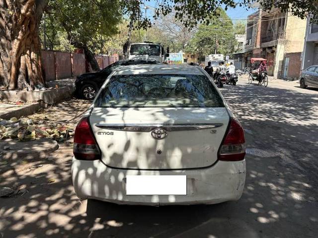 https://images10.gaadi.com/usedcar_image/4435710/original/processed_1e9c0a45-272c-4bb9-9ddc-5a2a639a2fa6.jpg?imwidth=6401