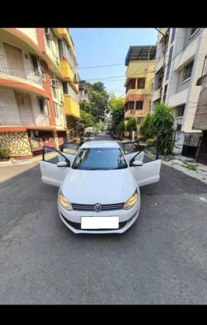 Volkswagen Polo Petrol Highline 1.6L