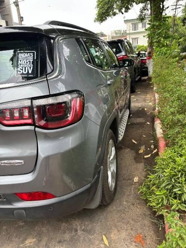https://images10.gaadi.com/usedcar_image/4436750/original/processed_ebbf583f-1009-4625-86d4-9f99e8d61762.jpeg?imwidth=6400