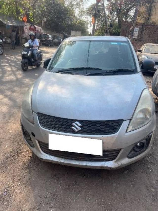 https://images10.gaadi.com/usedcar_image/4437631/original/processed_9d0691d7-3476-4327-8d5c-178018fb6872.jpeg?imwidth=6402